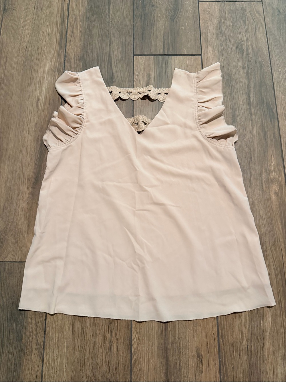 Women’s nude Ruffle Sleeve V-Neck Top